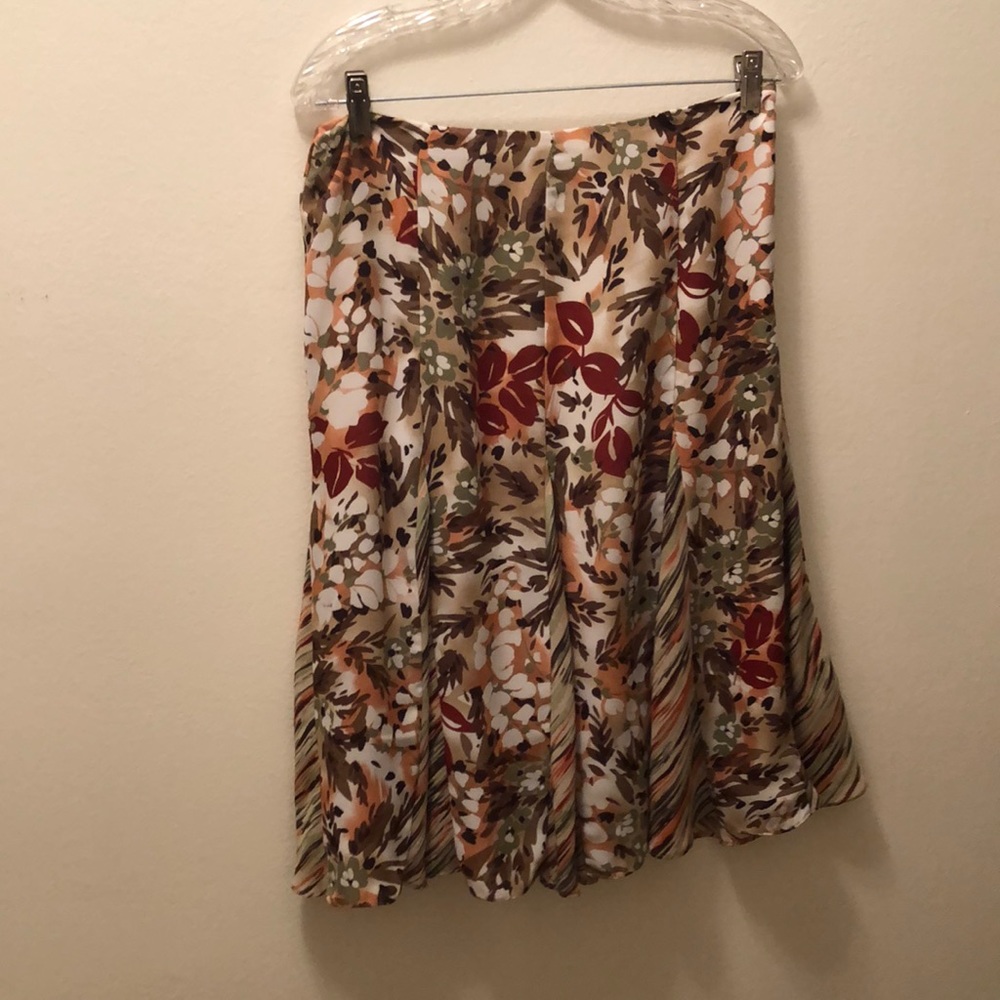 Swing skirt fully lined- 26” long 29” waist